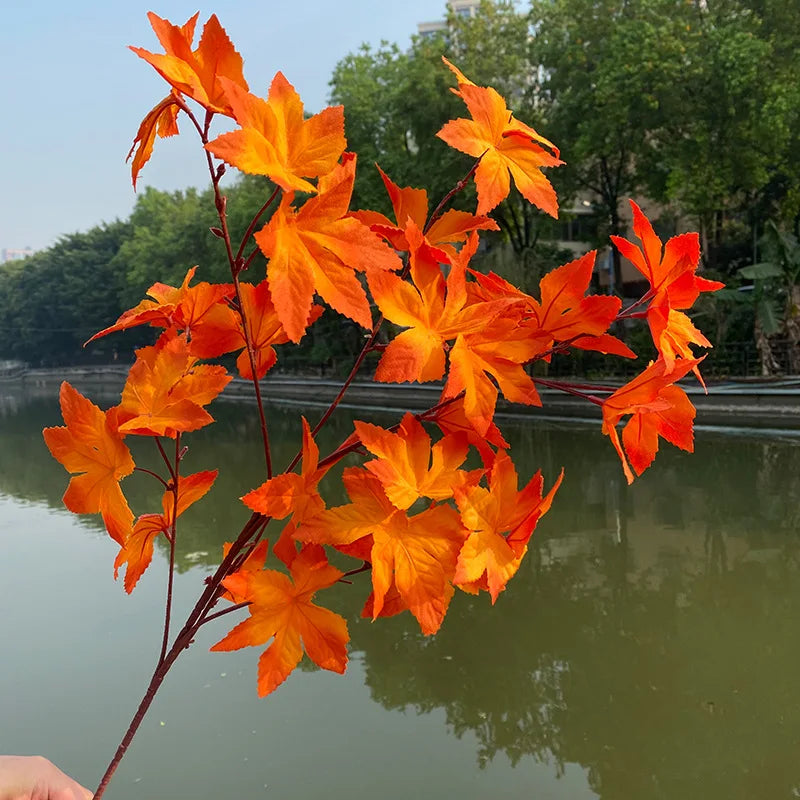 1PCS Red Orange Simulation Maple Leaf Autumn Home Autumn Decoration Artificial Leaves Vine Wedding Home Garden Fall Decorations