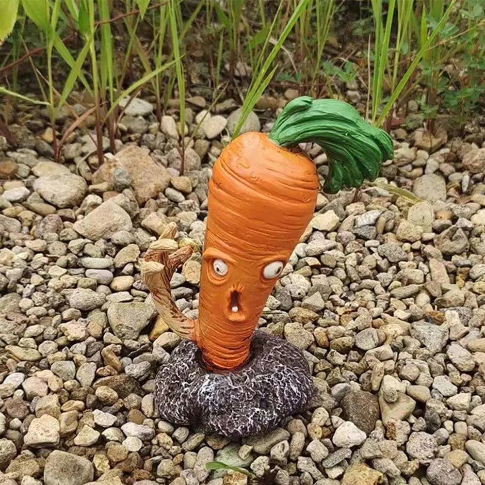 Halloween Horror Vegetable Zombies Figurine - Spooky and Funny Resin Carrot and Tomato Decorations